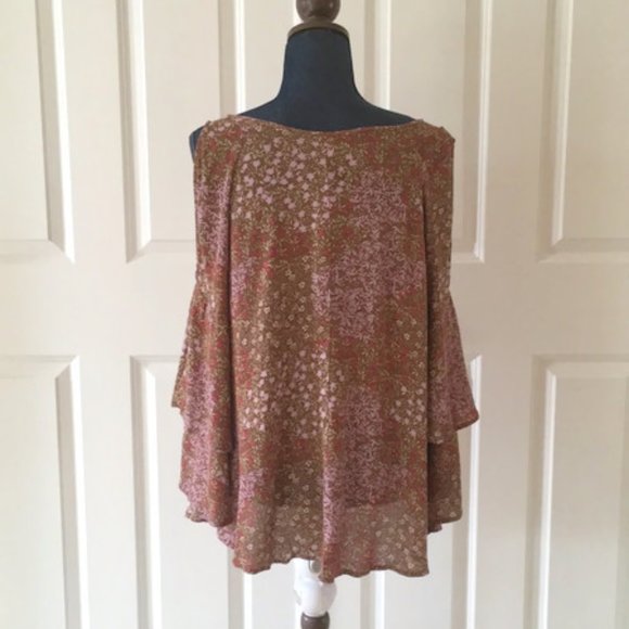 BP Nordstrom cold shoulder top green floral rayon - Picture 5 of 8